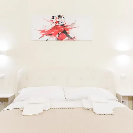 甜蜜多莫斯公寓 公寓 *